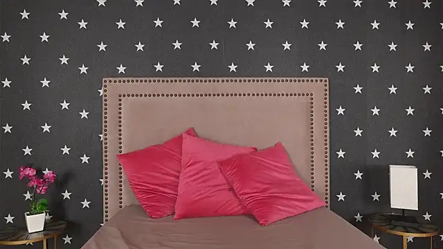 Snapshot of RaquellStar chatting on February 2026 07:56:02 AM RaquellStar online show from February 2026 07:56:02 AM