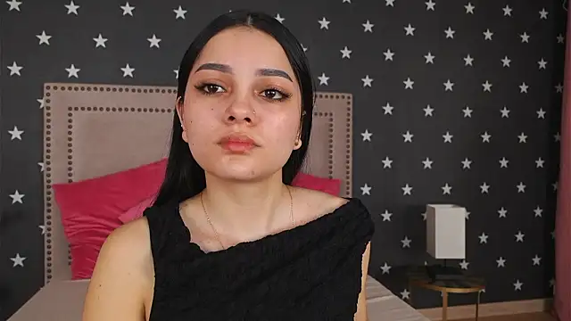 Snapshot of RaquellStar chatting on February 2026 05:17:02 AM RaquellStar online show from February 2026 05:17:02 AM