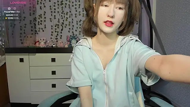 Snapshot of Yoonhee_ki chatting on May 2026 12:54:02 PM Yoonhee ki online show from May 2026 12:54:02 PM
