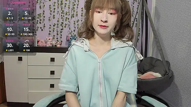 Snapshot of Yoonhee_ki chatting on May 2026 04:04:02 PM Yoonhee ki online show from May 2026 04:04:02 PM