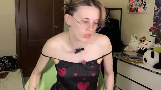 Carollforyou online show from April 2026 03:31:01 PM