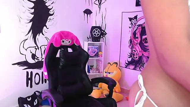 Nayx  online show from January 2026 12:33:02 PM