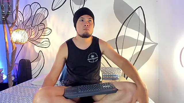 maaxtaylor  online show from January 2026 11:15:02 AM