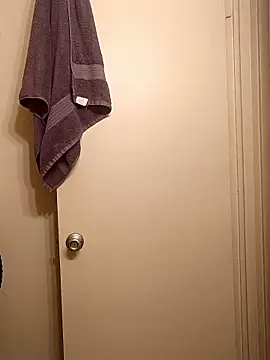 pinkcheetah12 online show from February 2026 04:19:01 PM