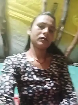 Cuty priti online show from March 2026 09:43:01 PM