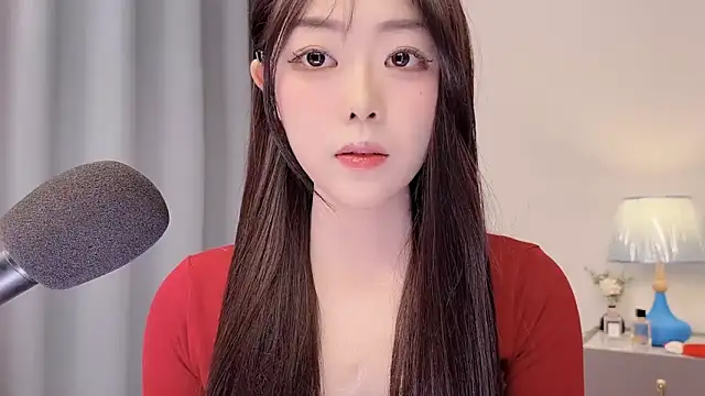 smalldaisy online show from April 2026 02:20:01 AM