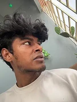 Snapshot of tooexpensive chatting on April 2026 02:47:01 AM tooexpensive online show from April 2026 02:47:01 AM