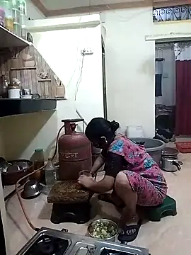 Snapshot of kaamuk_madhu chatting on February 2026 06:40:02 AM kaamuk madhu online show from February 2026 06:40:02 AM