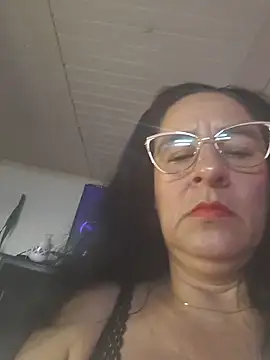 Snapshot of KiaraFoster chatting on May 2026 11:38:01 AM KiaraFoster online show from May 2026 11:38:01 AM
