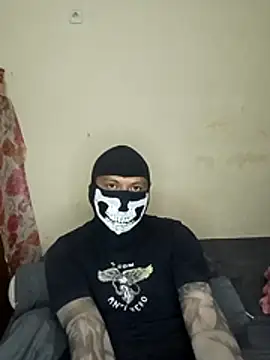 Snapshot of CharlieXXX67 chatting on February 2026 01:25:01 PM CharlieXXX67 online show from February 2026 01:25:01 PM