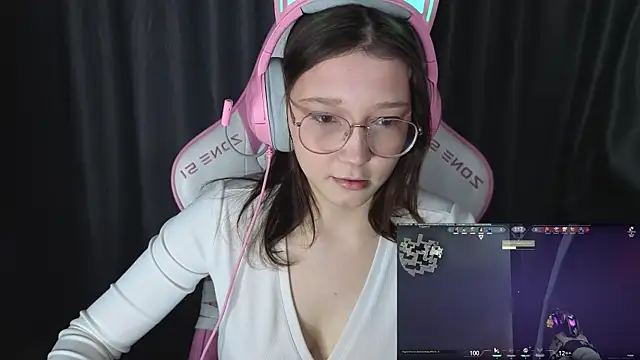 Pink-Aura- online show from January 2026 07:19:01 PM