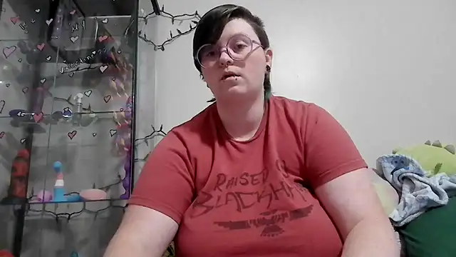 Pupghostt online show from February 2026 06:12:02 PM