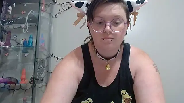 Snapshot of Pupghostt chatting on May 2026 06:09:01 PM Pupghostt online show from May 2026 06:09:01 PM