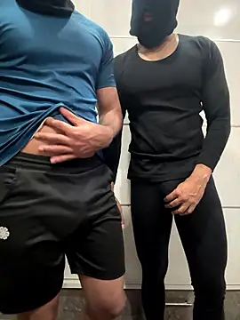 Snapshot of The_AlphaDuo chatting on January 2026 04:32:01 PM The AlphaDuo online show from January 2026 04:32:01 PM