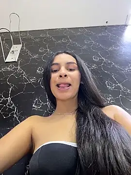 ManuelaEvans  online show from February 2026 11:43:02 PM