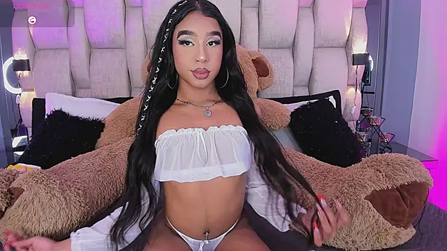 Snapshot of _PaulinaDoll_ chatting on February 2026 04:17:02 AM PaulinaDoll online show from February 2026 04:17:02 AM