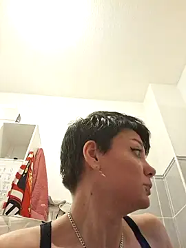 Snapshot of Angel34-83 chatting on February 2026 05:50:02 PM Angel34-83 online show from February 2026 05:50:02 PM