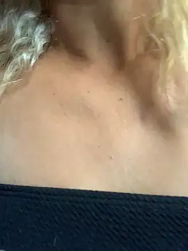 Snapshot of bety13 chatting on February 2026 09:08:02 AM bety13 online show from February 2026 09:08:02 AM