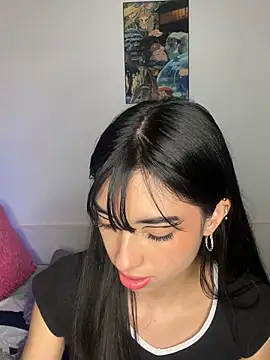 junorise23 online show from March 2026 05:52:01 AM