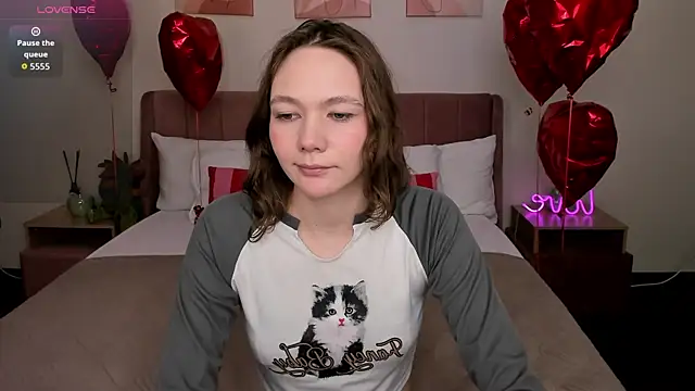 NovaEva  online show from February 2026 12:10:01 AM