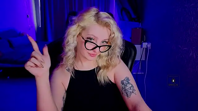 Eva Vibe  online show from April 2026 07:25:02 AM