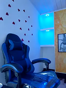 ashley-17 online show from February 2026 05:14:02 AM