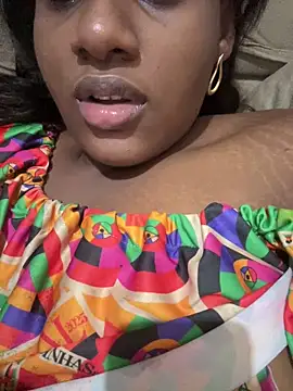 amorasecy online show from March 2026 10:59:01 PM