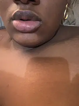 amorasecy online show from March 2026 10:53:02 AM