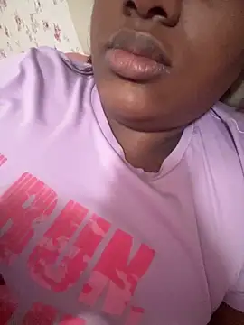 amorasecy online show from April 2026 10:17:02 AM