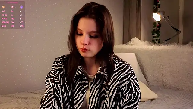 Snapshot of QuinnHeileman chatting on March 2026 01:28:01 PM QuinnHeileman online show from March 2026 01:28:01 PM