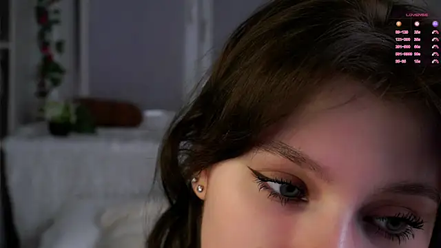 Snapshot of QuinnHeileman chatting on March 2026 12:38:02 PM QuinnHeileman online show from March 2026 12:38:02 PM