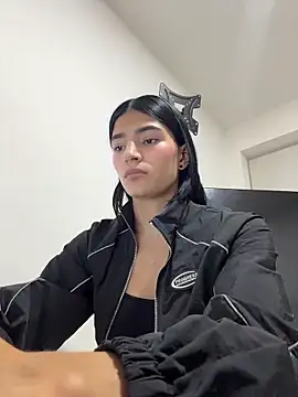 Ema Rose  online show from April 2026 08:23:01 PM