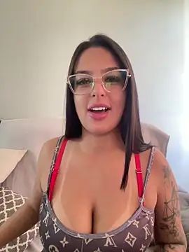 jujuarantes  2026 online show from March 2026 01:11:02 PM