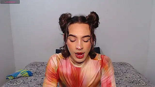 missarii28 online show from March 2026 11:33:01 PM