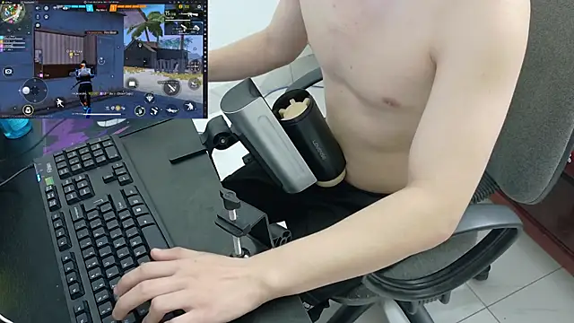 Snapshot of -_kur_- chatting on December 2025 03:20:04 PM - kur - online show from December 2025 03:20:04 PM