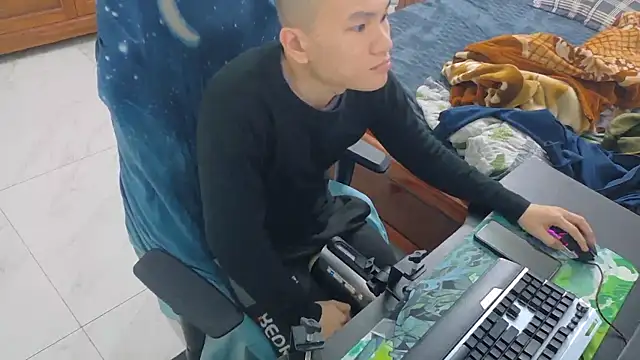 Snapshot of -_kur_- chatting on January 2026 01:03:01 PM - kur - online show from January 2026 01:03:01 PM