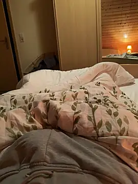 SecretCouple23 online show from April 2026 07:41:01 PM