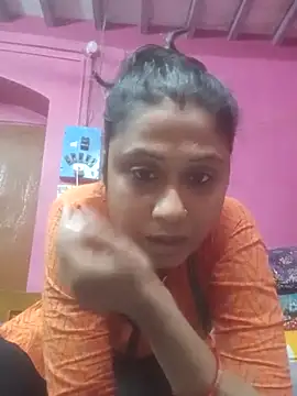 Hooghlypinkivabi online show from February 2026 01:18:02 PM