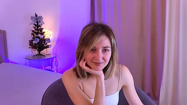 EmeraldGlow online show from January 2026 02:41:01 PM