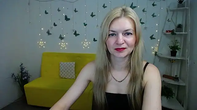 Snapshot of MelissaTyler chatting on March 2026 12:45:02 PM MelissaTyler online show from March 2026 12:45:02 PM