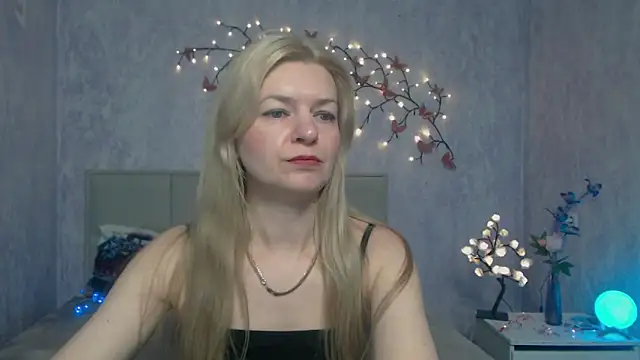 Snapshot of MelissaTyler chatting on March 2026 06:19:01 AM MelissaTyler online show from March 2026 06:19:01 AM