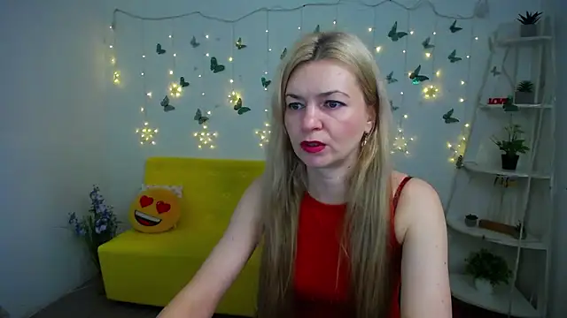 Snapshot of MelissaTyler chatting on March 2026 05:18:01 AM MelissaTyler online show from March 2026 05:18:01 AM