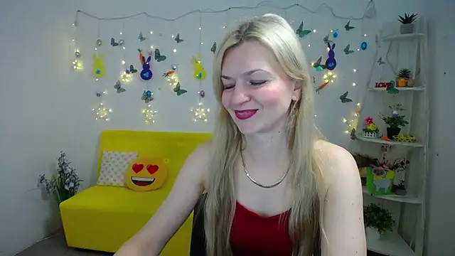 Snapshot of MelissaTyler chatting on April 2026 11:11:01 AM MelissaTyler online show from April 2026 11:11:01 AM