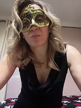 SexyMamiVee online show from February 2026 12:01:02 PM