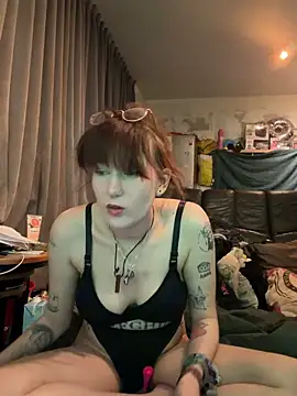 Snapshot of MisterandNiffyNoon chatting on February 2026 08:57:02 PM MisterandNiffyNoon online show from February 2026 08:57:02 PM