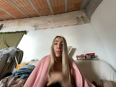 BarbieBlondieGirl online show from January 2026 12:52:01 PM