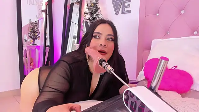 Monserratt J online show from January 2026 09:27:01 PM