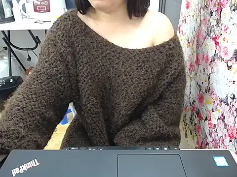 Coffee Milktea online show from February 2026 11:08:02 PM