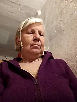 Snapshot of KlaudiaDarling chatting on February 2026 03:41:02 PM KlaudiaDarling online show from February 2026 03:41:02 PM