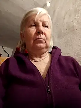 Snapshot of KlaudiaDarling chatting on February 2026 04:03:02 PM KlaudiaDarling online show from February 2026 04:03:02 PM